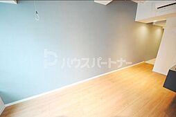 ＴＯＹＯ−ＩＣＨＩ　ＡＰＡＲＴＭＥＮＴ． 501 5階ワンルームのリビング/ダイニング