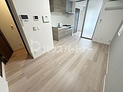 グラナーデ西瑞江II 2階1LDKのリビング/ダイニング