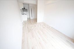 ツイン・コート 5階1LDKのリビング/ダイニング