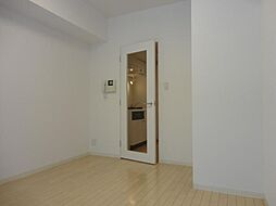 ビバリーホームズ吉祥寺 107 1階1Kのリビング/ダイニング