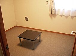 レオパレスなでしこ 104 1階1Kのリビング/ダイニング