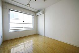 ZESTY春日町 103 1階ワンルームのリビング/ダイニング