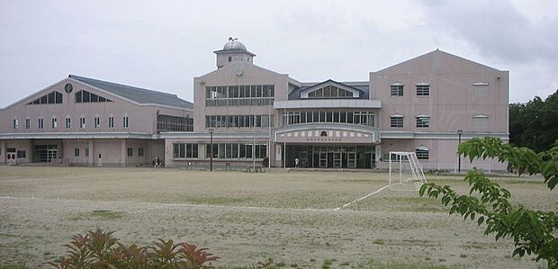 富谷市立日吉台小学校　約850m