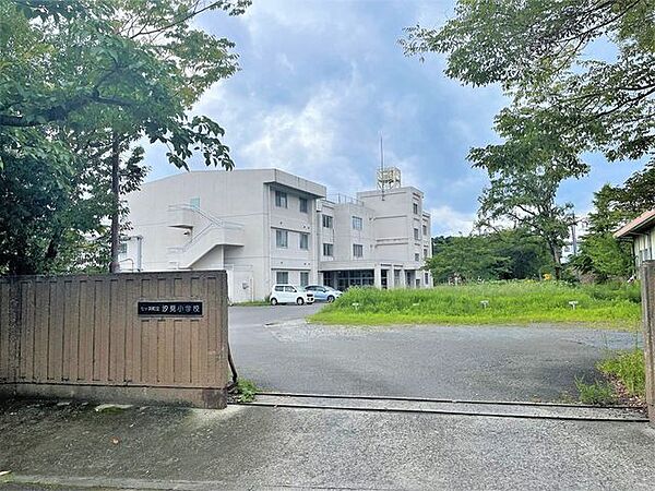 七ヶ浜町立汐見小学校 徒歩14分。 1070m