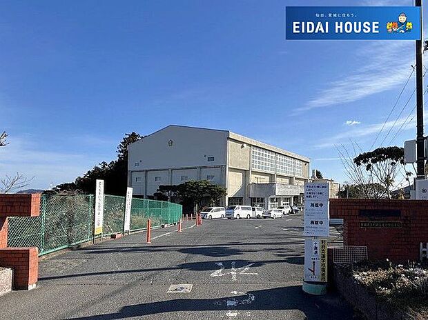 塩竃市立第二小学校 徒歩21分。 1610m