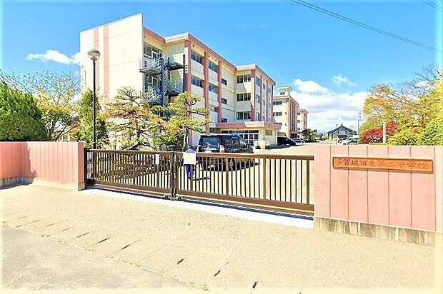 多賀城市立第二中学校 徒歩7分。 510m