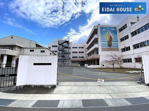 石巻市立湊中学校 徒歩3分。 230m