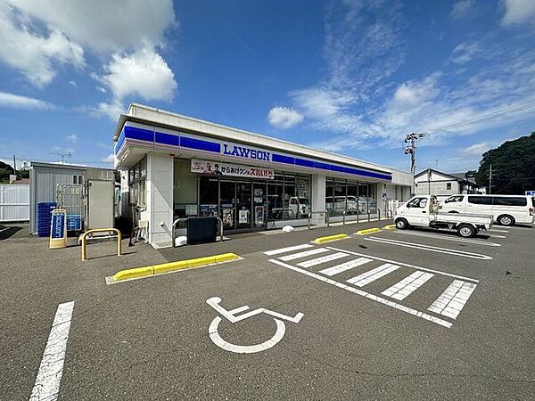 ローソン仙台山の寺一丁目店 徒歩1分。 60m
