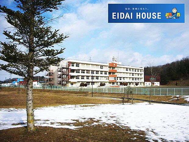 富谷市立富谷第二中学校 徒歩1分。 80m