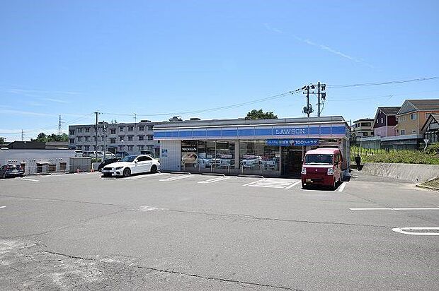 ローソン仙台川平一丁目店 徒歩6分。 410m