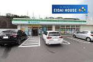 ファミリーマート塩釜松陽台店 徒歩7分。 520m