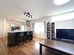 船橋市夏見7　中古 4SLDKのリビング/ダイニング