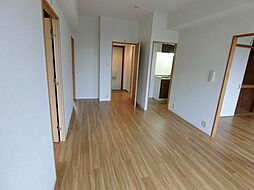 マンションフォルツーナ 303号室 3階3LDKのリビング/ダイニング