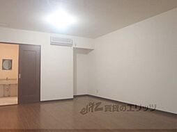 京福電気鉄道北野線 宇多野駅 徒歩12分の賃貸マンション 2階3LDKのリビング/ダイニング