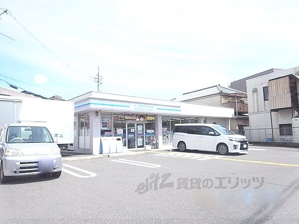 画像23:ローソン　洛西ニュータウン店まで70メートル