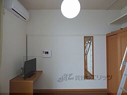 阪急京都本線 桂駅 徒歩32分の賃貸マンション 1階1Kのリビング/ダイニング