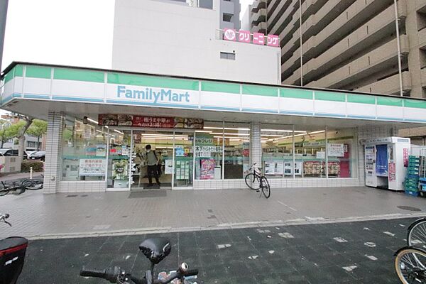 画像20:ファミリーマート　鶴舞店