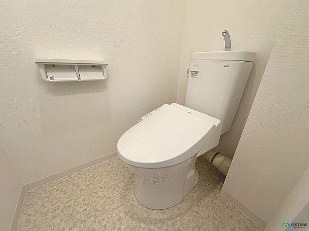 【トイレ】寒い日は特に助かる温水洗浄便座付きトイレです！