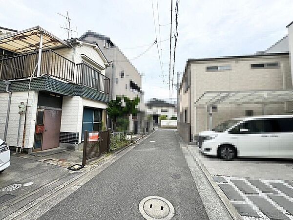 ローソンストア100まで約220ｍ！ちょっとしたお買い物に便利ですね♪