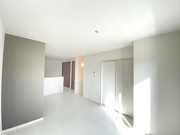 リビング階段ですので、家族と顔を合わす時間が増えますね♪（施工例）