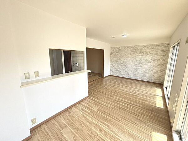 【お急ぎの方に嬉しい即入居可能】現況空家ですので、お忙しい方でもお仕事帰り等にご内覧頂けます♪