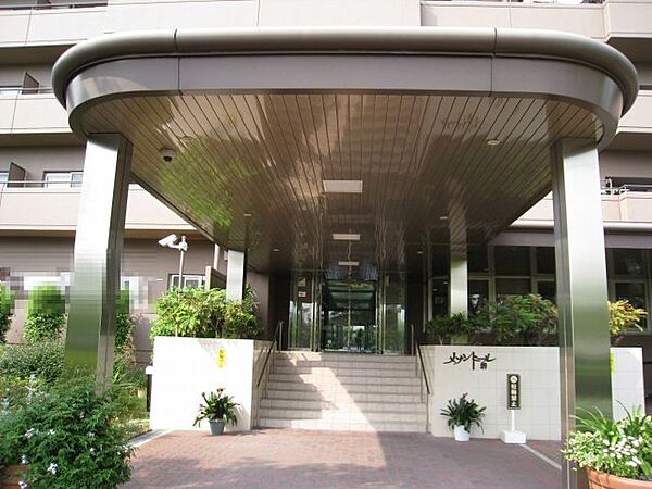 壁付けキッチンです！お料理に集中しやすいので毎日のお料理も気持ち良く出来ますね♪