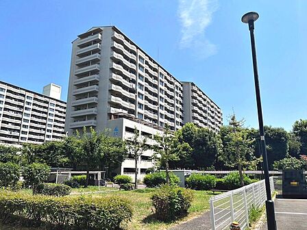 現地見学当日から承っております♪現地周辺の環境や、駅までの道のりなど周辺環境も合わせてご確認いただき、ぜひご検討ください!