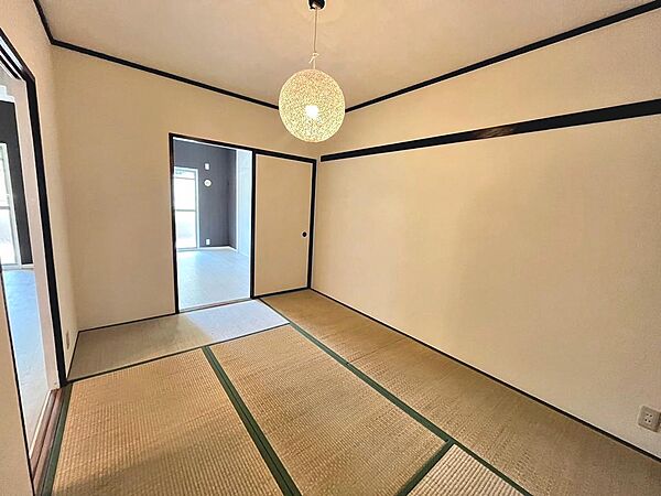 【和室】和室畳表替えしてますよ！イグサの香りで癒しの空間ですね♪