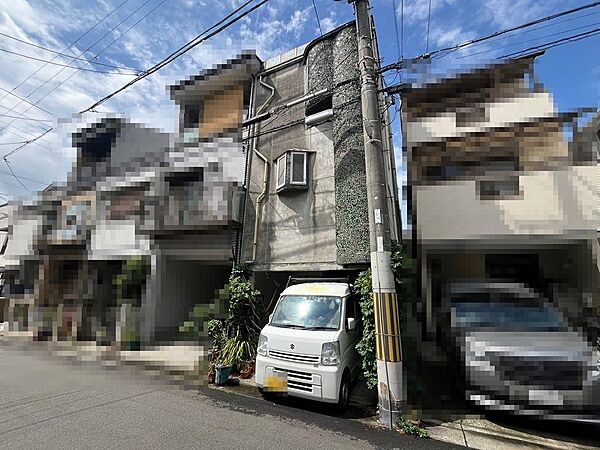 浴室に窓が付いているので、換気ができて湿気やカビ防止になりますよ♪