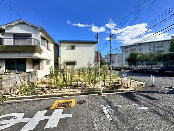 畦田公園まで徒歩１３分！気軽な近さでお散歩コースやジョギングコースにもいいですね♪気分もリフレッシュされますよ♪
