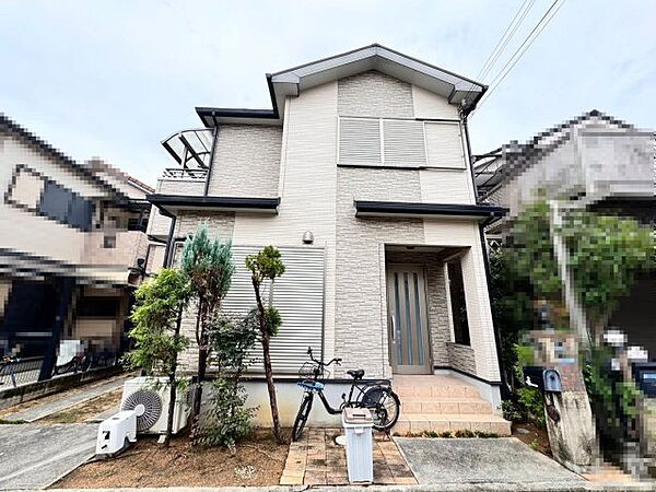 全居室に収納付きで、お部屋のスペースを有効に使えます♪