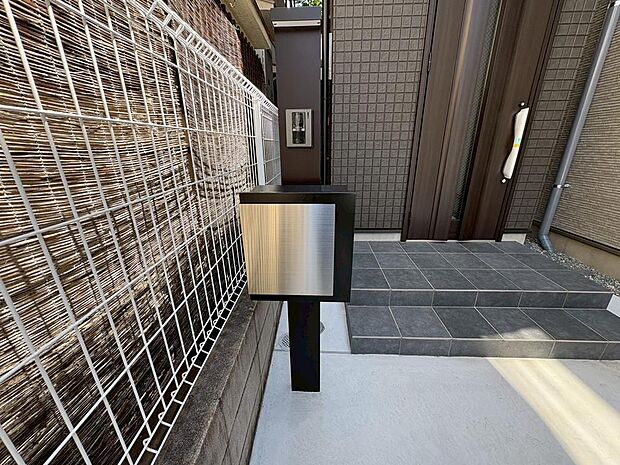 コノミヤまで約310m!毎日のお買い物に便利ですね♪