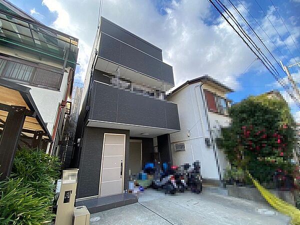 テレワークのお仕事部屋、子供部屋等、ライフスタイルや家族構成に合わせて多目的にご使用いただけます♪