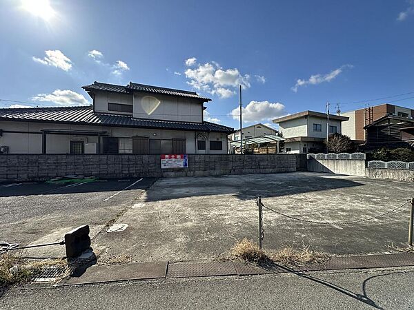 自由設計対応ですので、お好きな間取りで個性あふれる住まいにしてくださいね！