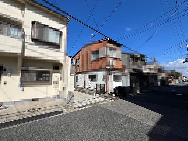 前面道路約５．４ｍ！広々運転の苦手な方も安心ですね！