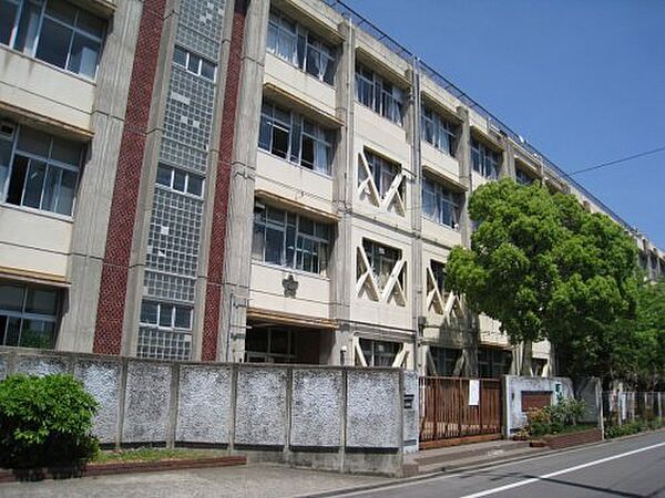 小津中学校