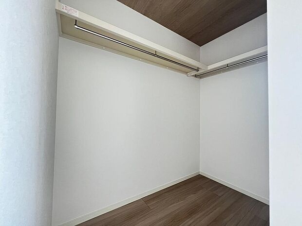 【ウォークインクローゼット有】全室収納有！家族の思い出も大切に保管出来て嬉しいですね♪収納場所に困らず綺麗な室内を保てそうですね！