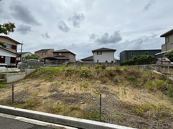 【個性あふれる住まいを実現「建築条件なし」】