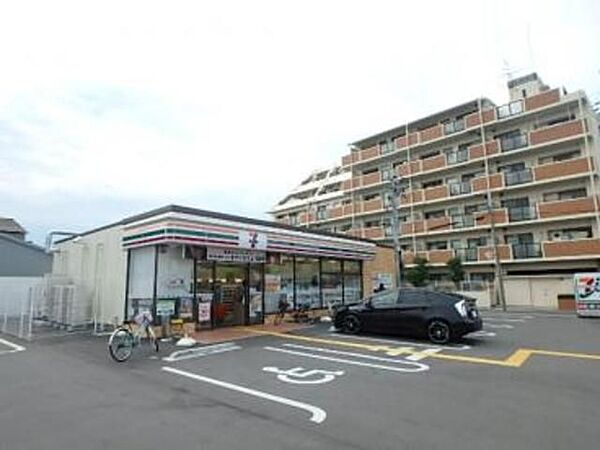 セブンイレブン泉大津下之町店まで徒歩３分