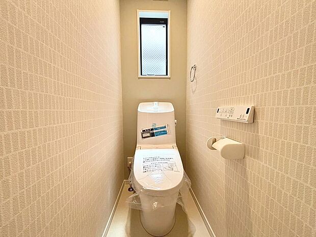 トイレ1階と2階の2ヶ所あります!忙しい朝や家族の多いご家庭も安心ですね♪