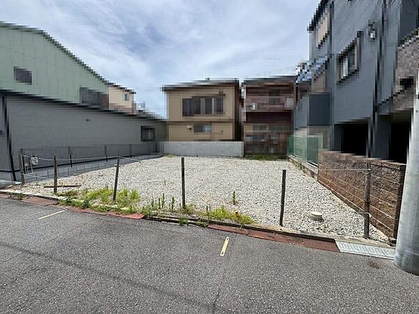 【閑静な住宅地でのびのび子育て】閑静な住宅地で子育て家族にピッタリ！毎日のお散歩も快適な緑に恵まれたエリアです♪