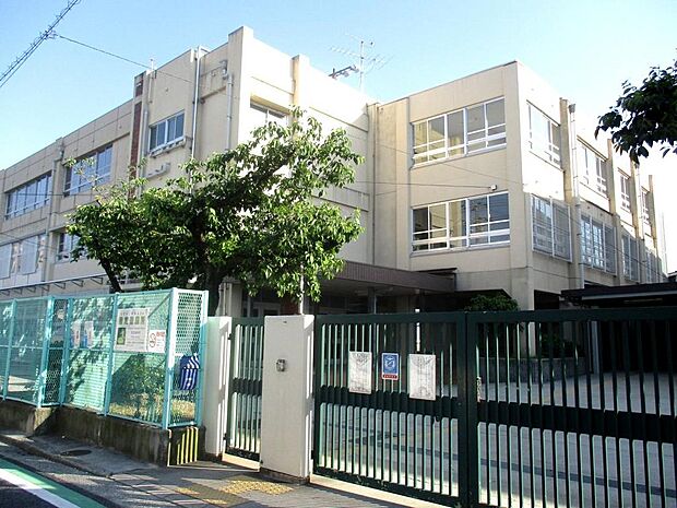 堺市立旭中学校まで徒歩17分