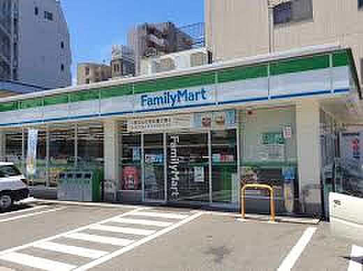 ファミリーマート堺櫛屋町東二丁店まで徒歩6分