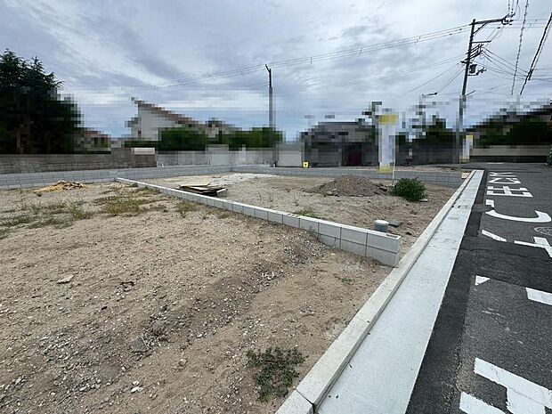 サンディまで徒歩8分!コーヨーまで徒歩9分!業務スーパーまで徒歩18分!毎日のお買い物に便利ですね!その日の特売日などでスーパーを選べますね♪