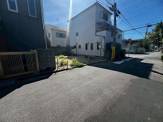 一坪以上の浴室でのびのび一日の疲れを癒して下さいね!浴室に窓が付いているので、換気ができて湿気やカビ防止になりますよ♪