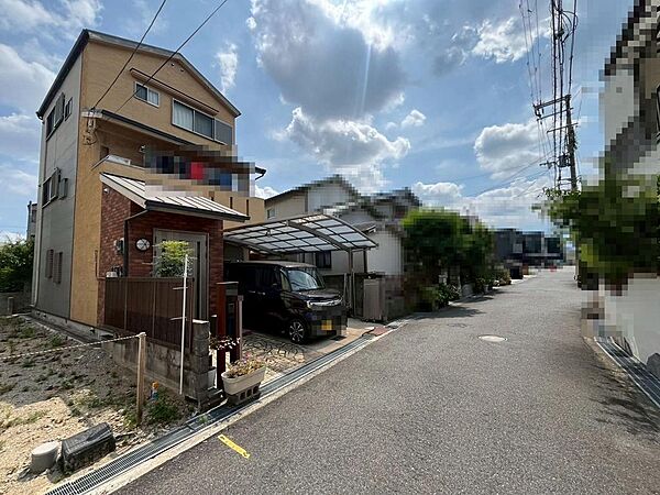 ゆとりのある洗面室ですよ！朝の身支度もスムーズにできますね♪
