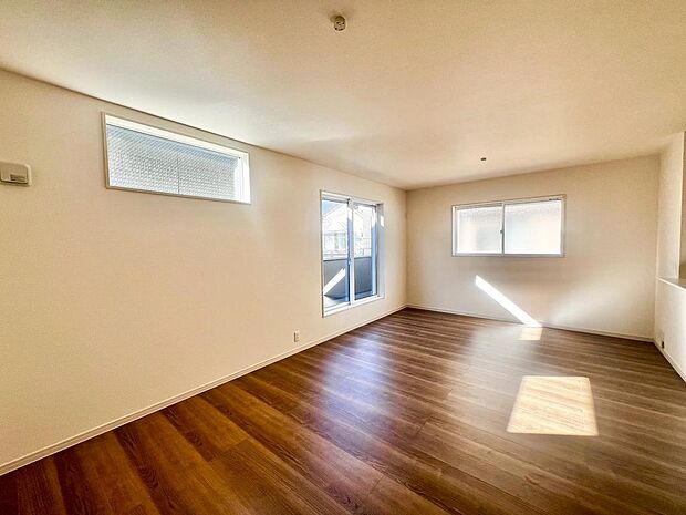 南海本線「和泉大宮」駅まで徒歩１２分！毎日の通勤や通学に便利です！忙しい朝や遅い帰宅時にも安心ですね♪