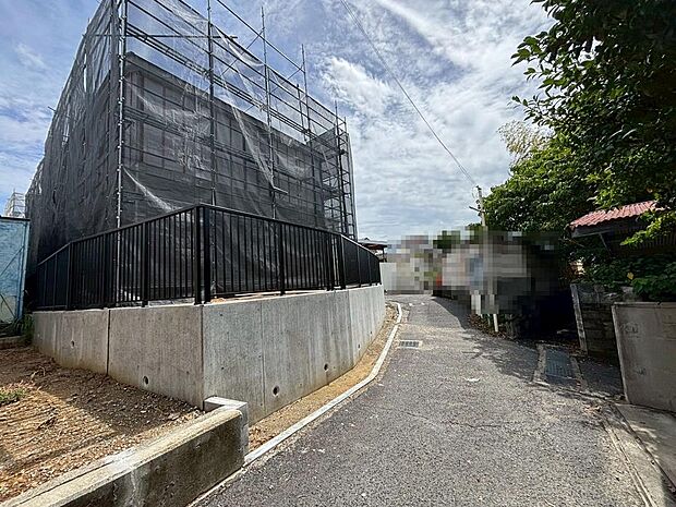 コープまで徒歩１４分♪ローソンまで徒歩１１分♪ウエルシアまで徒歩１５分♪ＤＣＭまで徒歩２０分♪お買い物に便利な立地ですね！