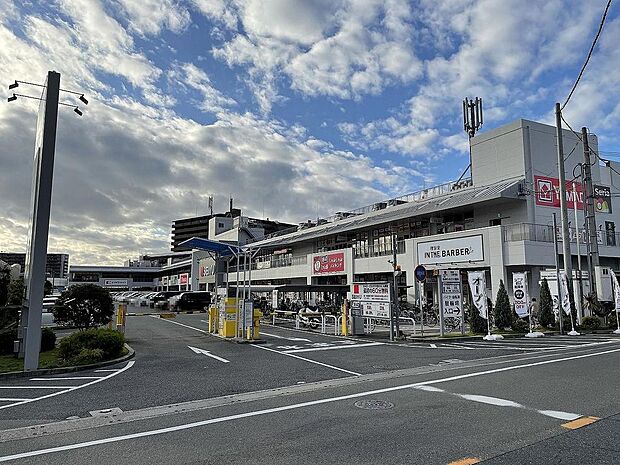 西友上野芝店まで徒歩１７分