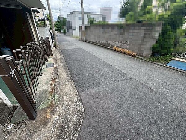 日之出屋まで徒歩１５分！コーヨーまで徒歩１５分！ライフまで徒歩１６分！毎日のお買い物に便利ですね♪その日の特売日などでスーパーを選べますね！
